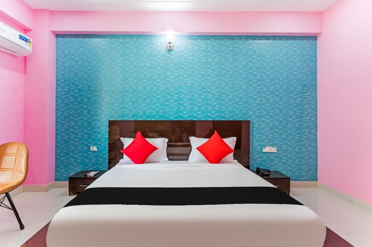 Hotel Capital O Harish Residency à Gurgaon Extérieur photo